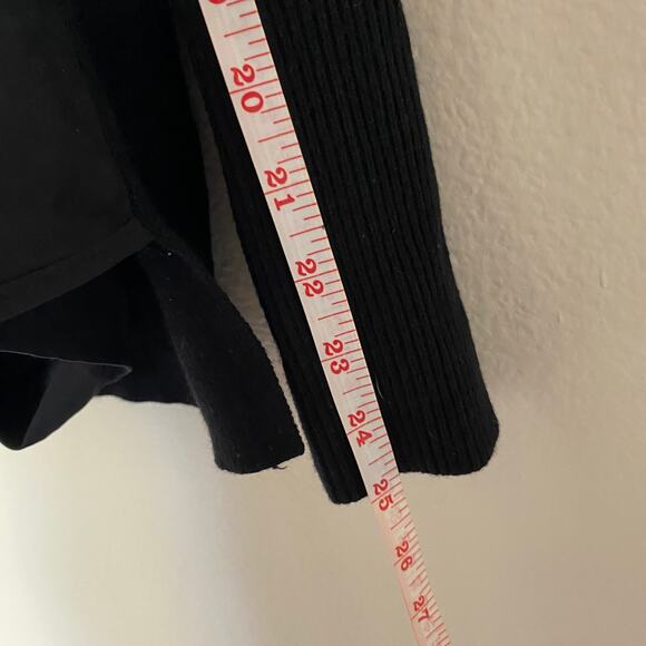 Lululemon Black Sweater with Twisted Back sz 8 - Picture 5 of 7